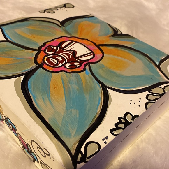 Wealthy Box - Picture 2 of 5